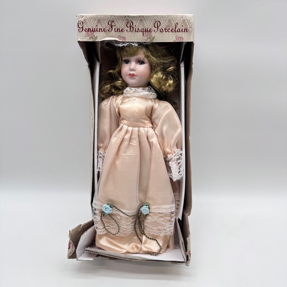 DanDee Porcelain Doll Peach Keepsake Memories Limited Edition Bisque Lace Gown